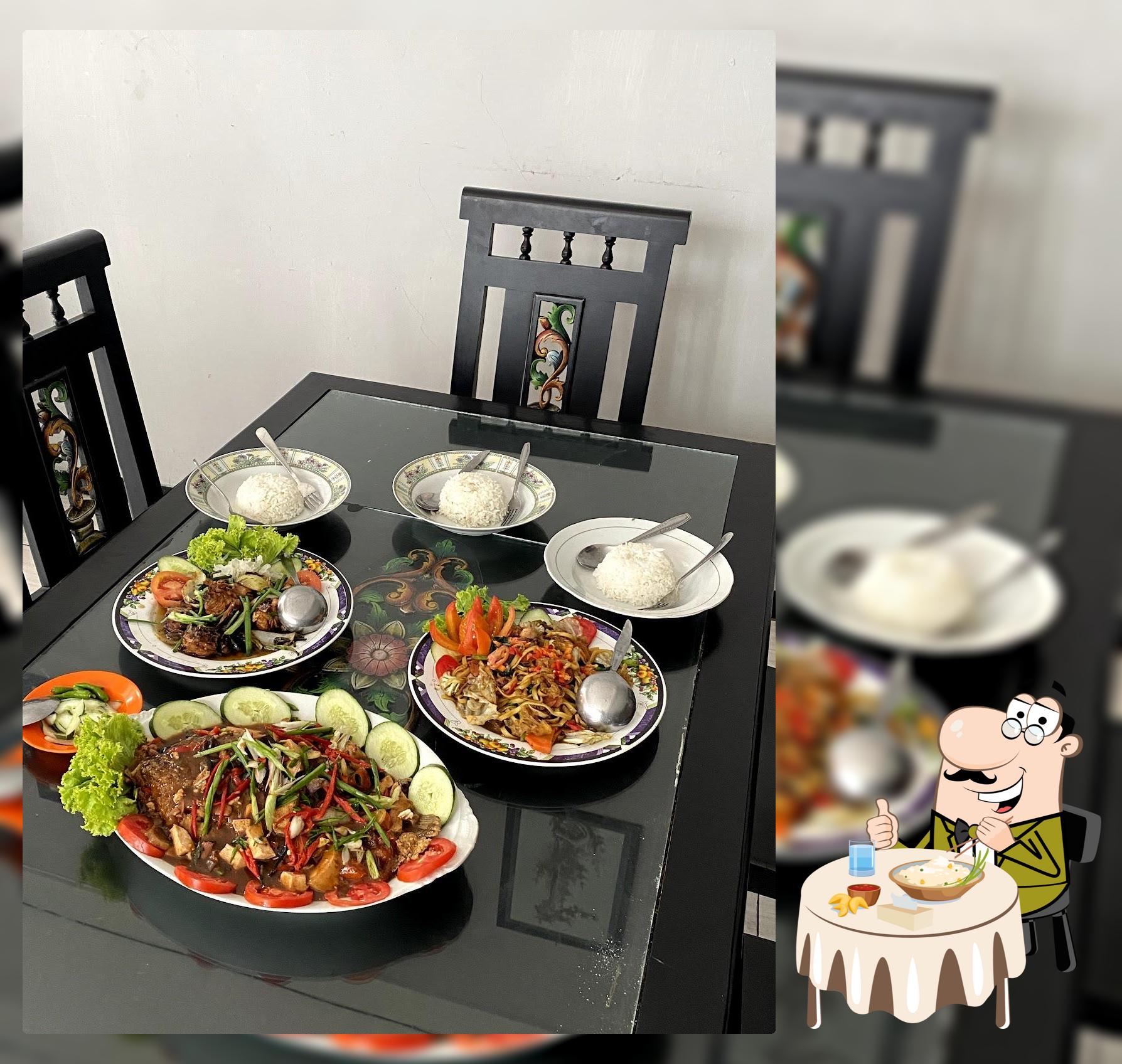 DJUPRI CHINESE FOOD LAWANG (HALAL)