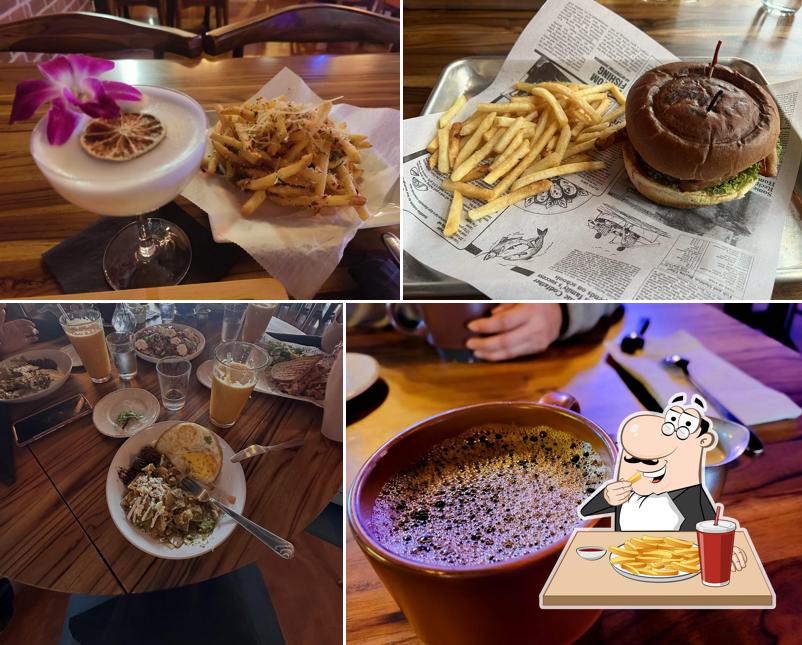 D'Nuez - Kitchen + Bar - Berwyn