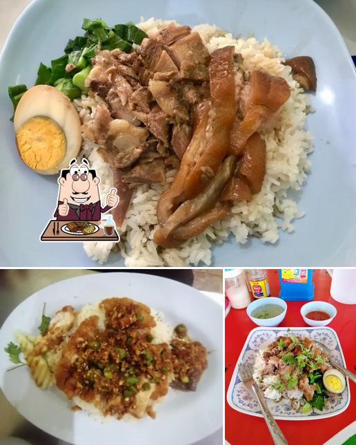 เฮง เฮง ข้าวมันไก่ ข้าวขาหมู ก๋วยเตี๋ยวน่องไก่