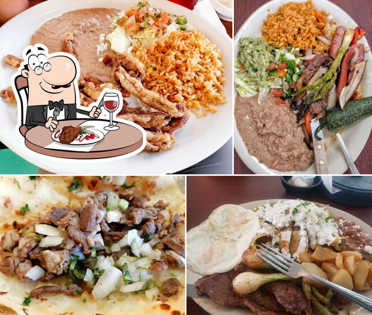 Los Chilaquiles Mexican Restaurant