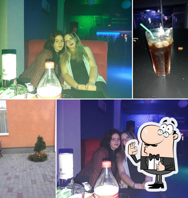 Mandarin Cafe