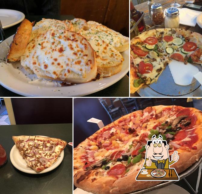 Strombolli’s Italian Restaurant & Pizzeria