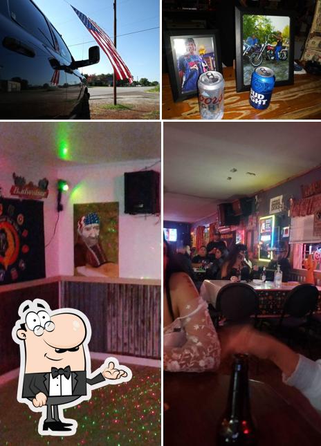 Lucky Horse Shoe Saloon