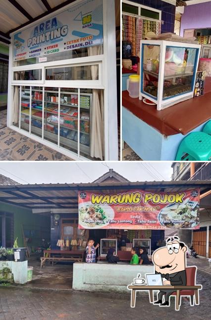 Bakso Pak Nur Soleh/ Warung Buk Win