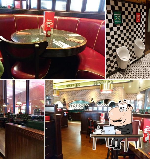 Frankie & Benny's