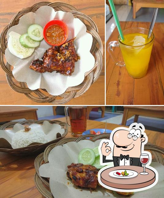 AYAM BAKAR BUMBU RUJAK