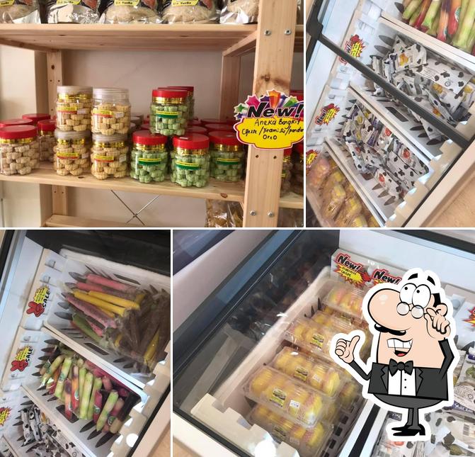 D'Manis Bakery
