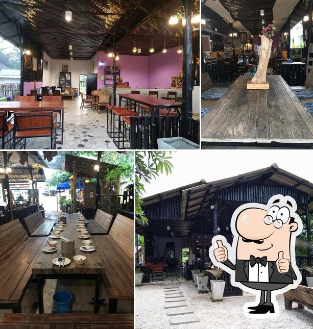ร้านพันคำ แหนมเนือง