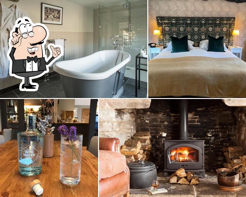Tudor Farmhouse Hotel