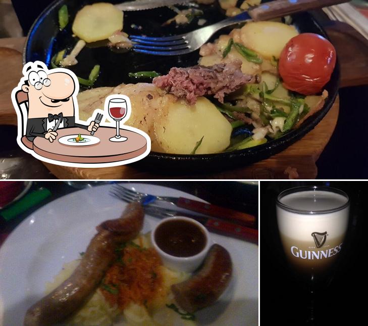 Изображение, на котором видны еда и напитки в O'Briens