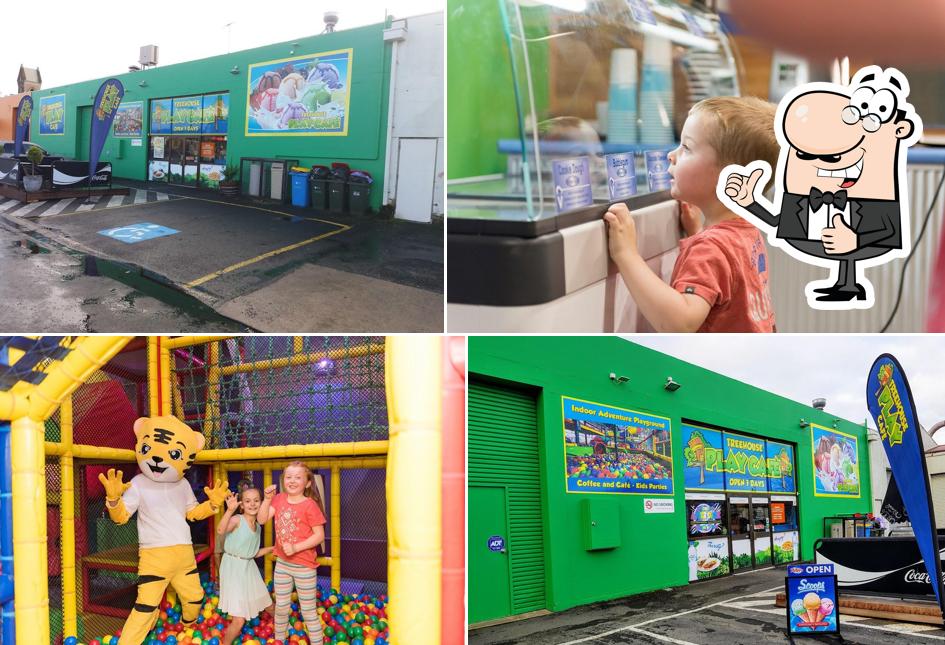 Arena 51 Trampoline Park