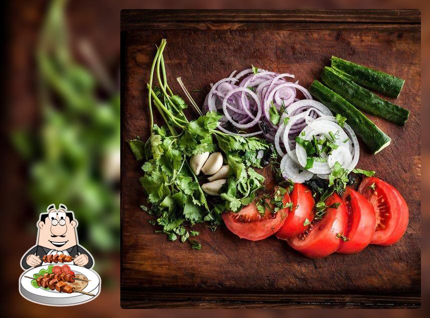 Кафе у Баха. Вкусный шашлык тут