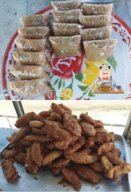 ผัดหมี่&กล้วยทอด