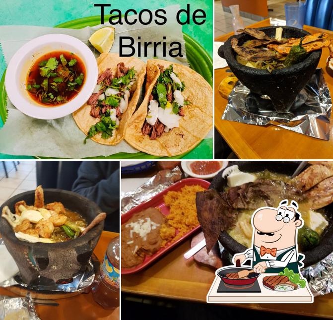 Los Gallos Mexican Grill