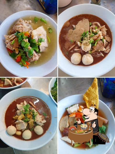 ร้านชายสี่บะหมี่เกี๊ยว
