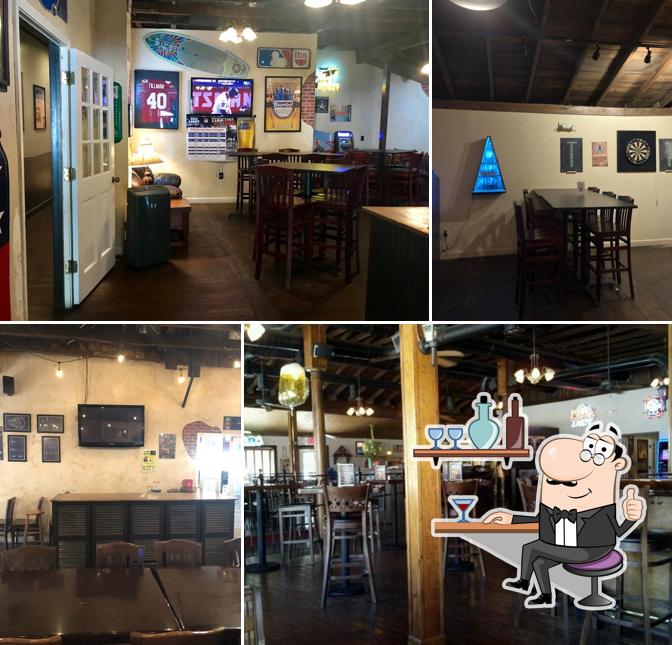Center Street Tavern