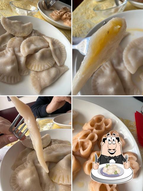 Пельменный дворик