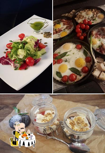 Еда в "ПиццаМания М.З.Л."