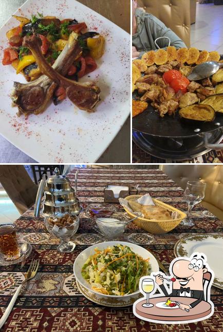 Блюда в "Джан Баку"