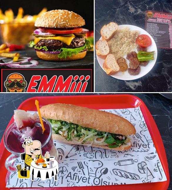 EMMİİİ SOKAK LEZZETLERİ
