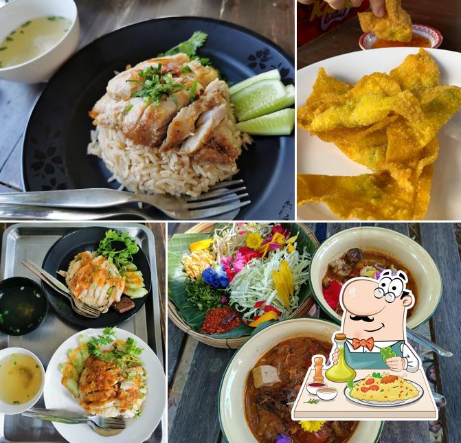 Jomyoot Chicken Rice and Braised Pork