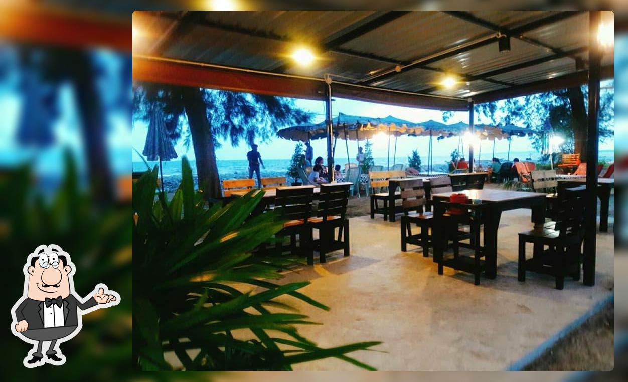 ครัวปลายทะเล หาดแหลมสน