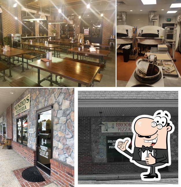 Nunzio's Pizza
