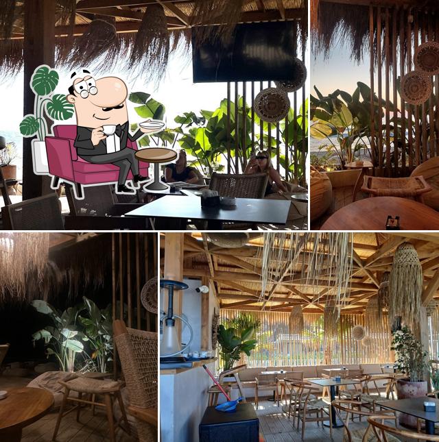 Azur Beach Bar