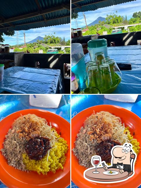 Warung om Oce Godee