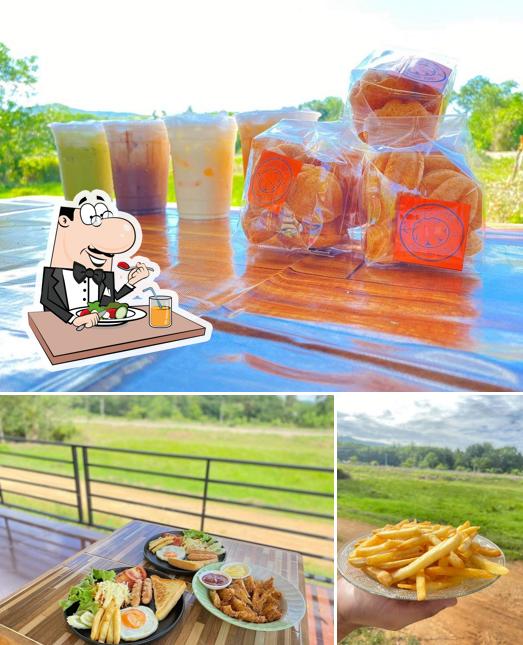 ครัวลุงขวัญริมทางรถไฟ