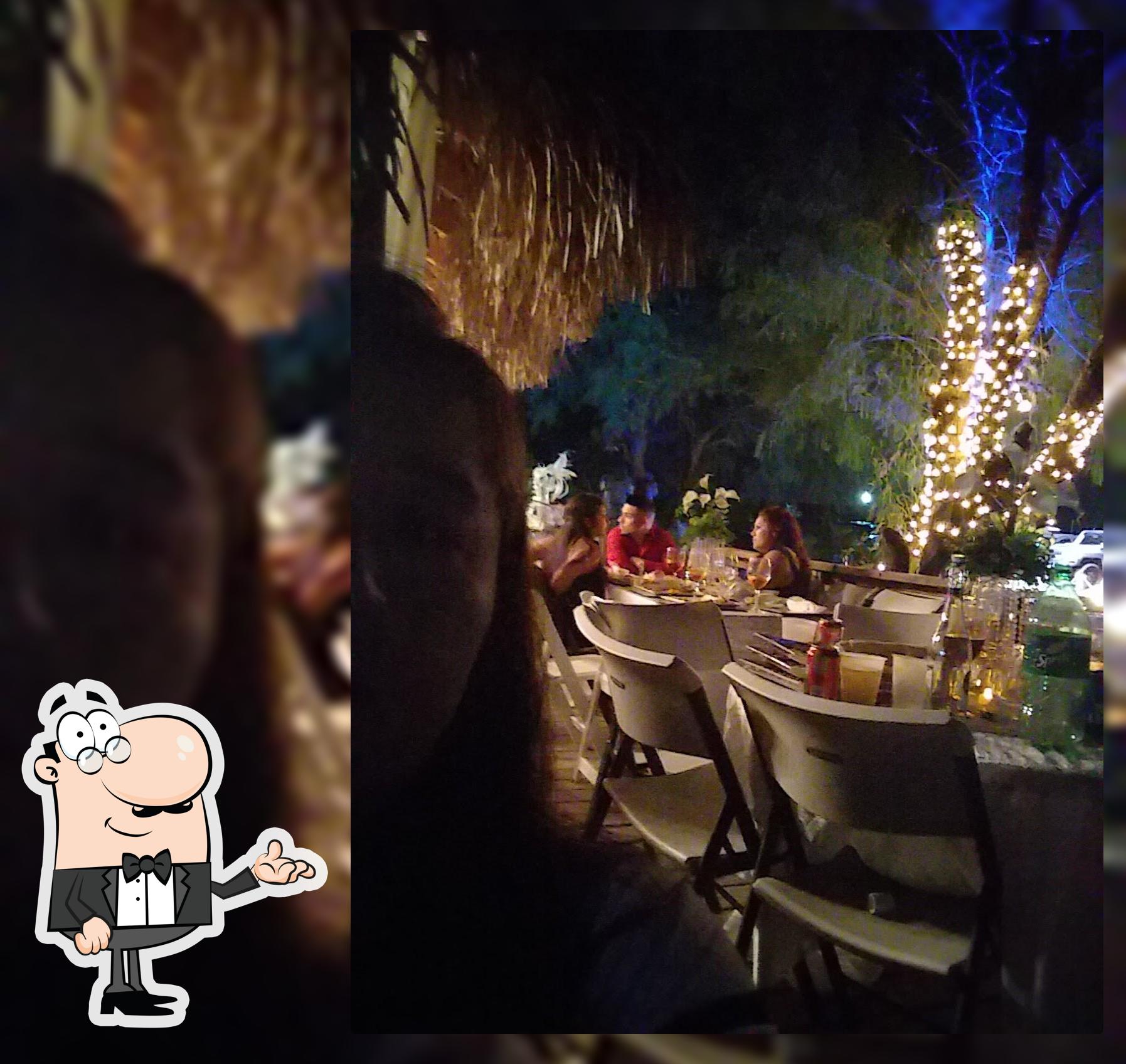 Las Palapitas Restaurant