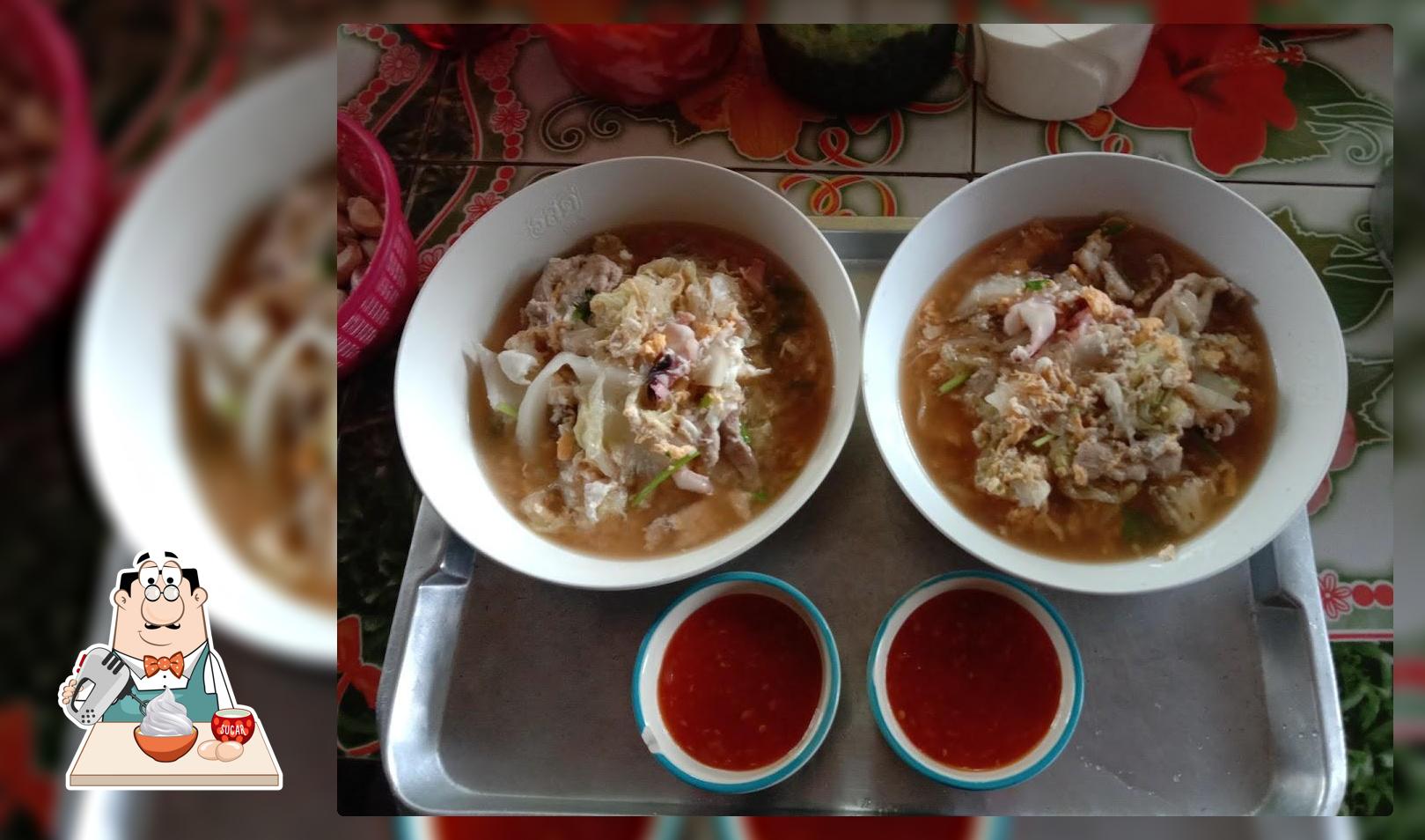 ร้านก๋วยเตี๋ยวเเม่ไก่
