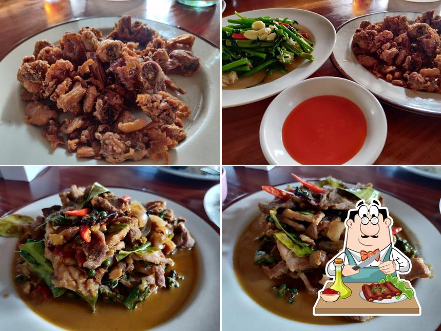 ร้านอาหารสะพานไม้