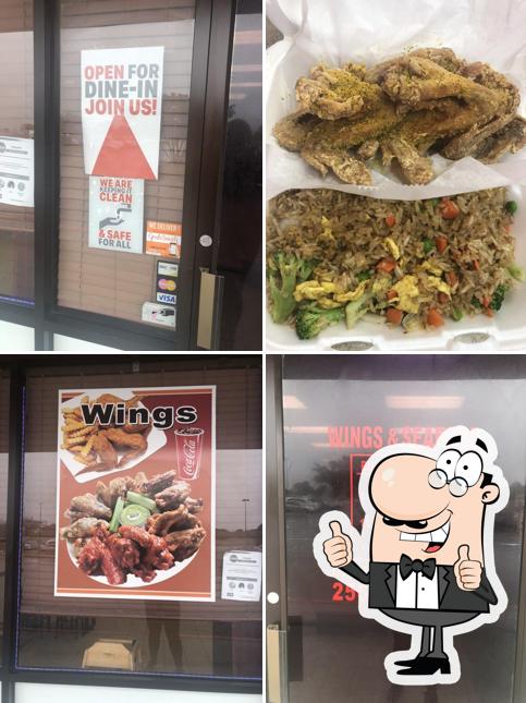 Wings and seafood