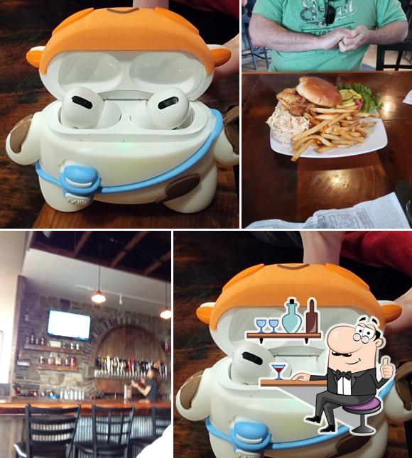Dock Rotz Tavern