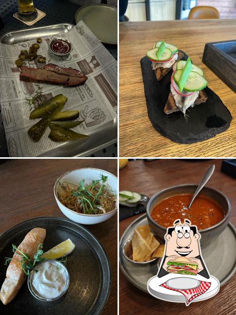 Клубные сэндвичи в "Коптильный цех"