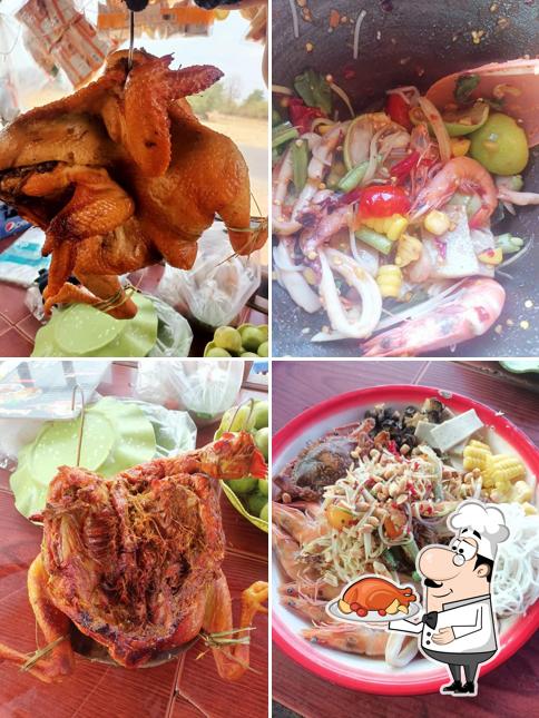 ຮ້ານຕຳເຫຼົາທະເລ ເປັດ,ໄກ່, ປາ ອົບໂອງ