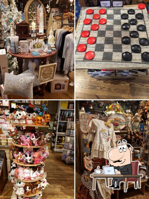 Cracker Barrel Old Country Store