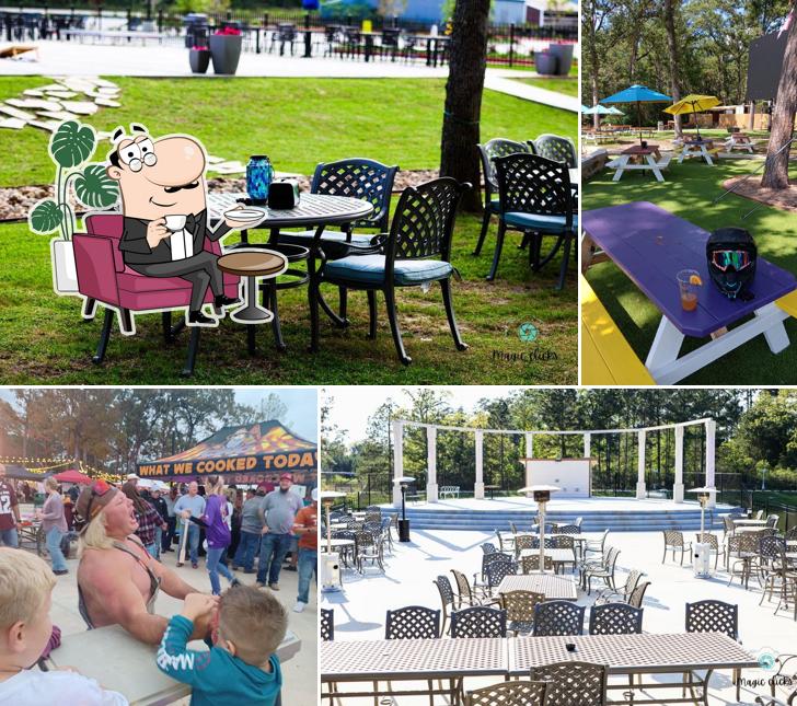 The Icehouse Conroe - Live Music, Backyard Bar, Kitchen & Events