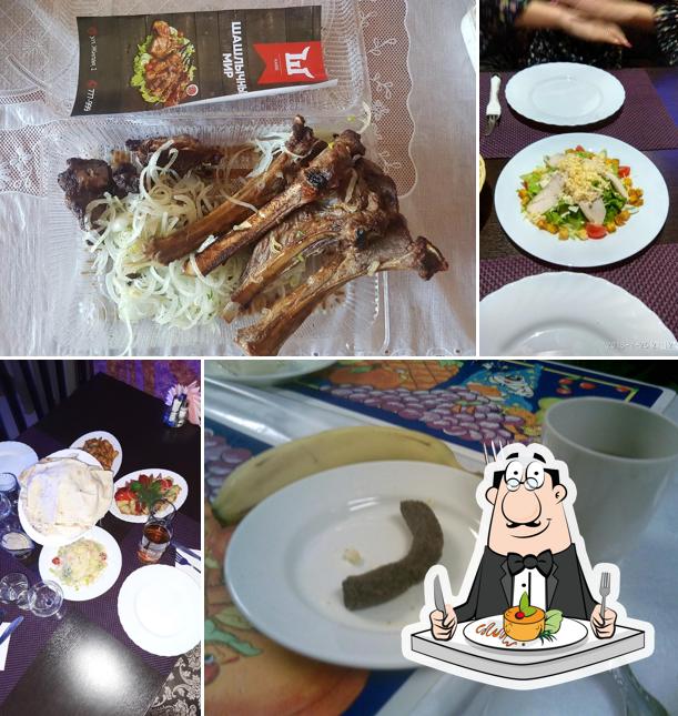 Еда в "Шашлычном мире"