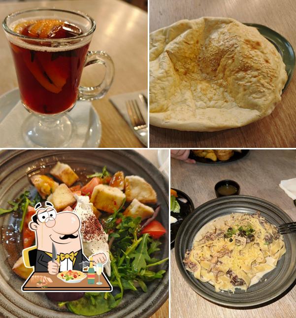 Еда в "Удачном месте"