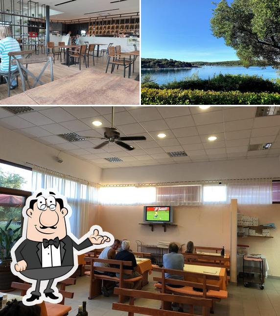 Pizzeria