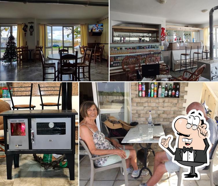 Irini's Cafe Neon