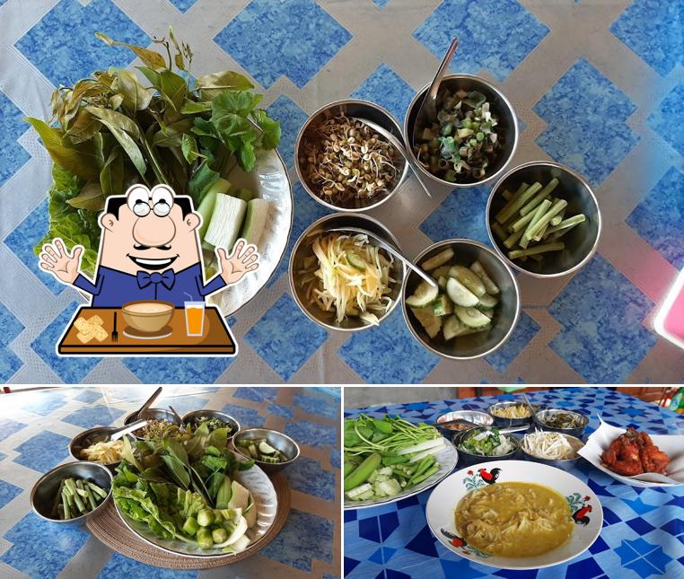ร้านหนมจีนเส้นสดบ้านย่าพริ้ม