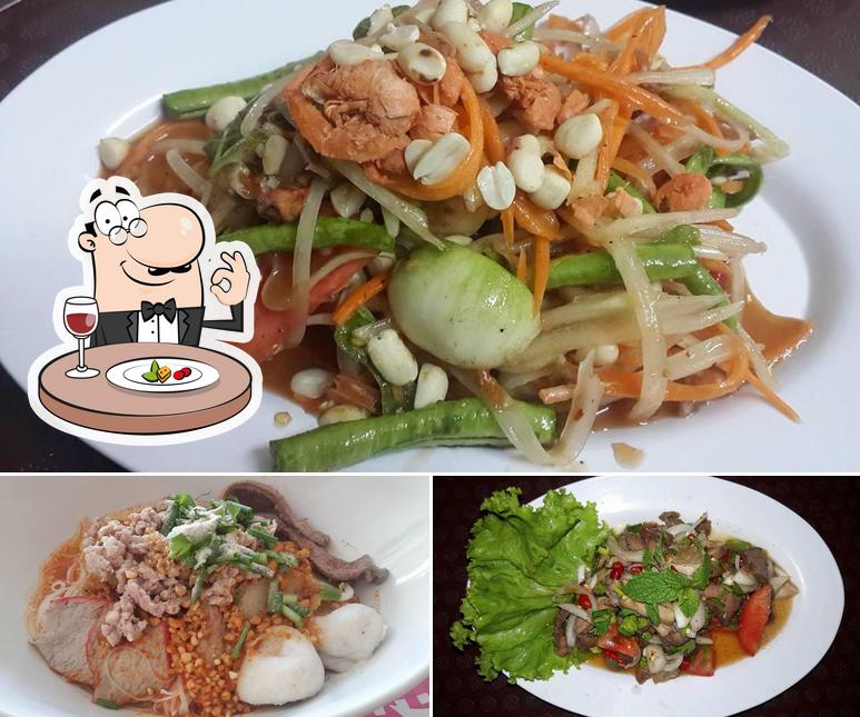 ร้านก๋วยเตี๋ยวติดแอร์เพชรบูรณ์
