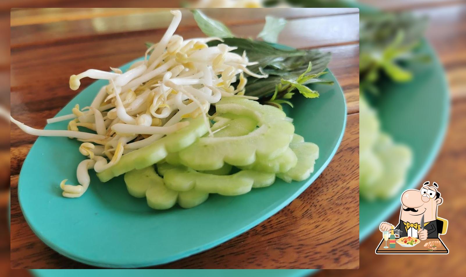 ก๊วยเตี๋ยวเรือแม่สะอาด