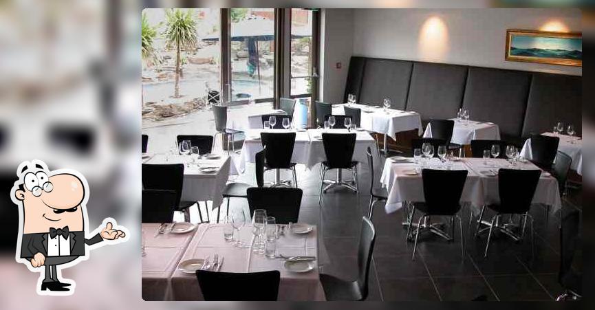 Poolhouse Restaurant