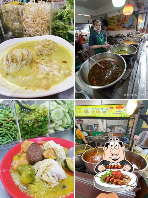 สมชายขนมจีนปักใต้เส้นสด ตลาดรังสิต