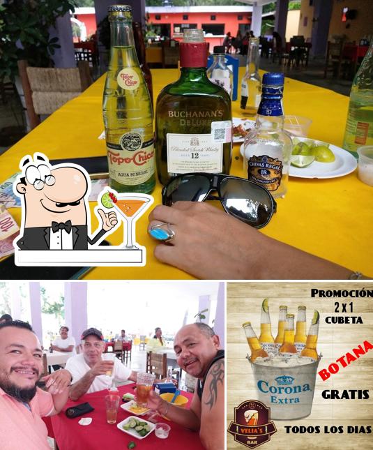 VELIA'S Restaurant Bar