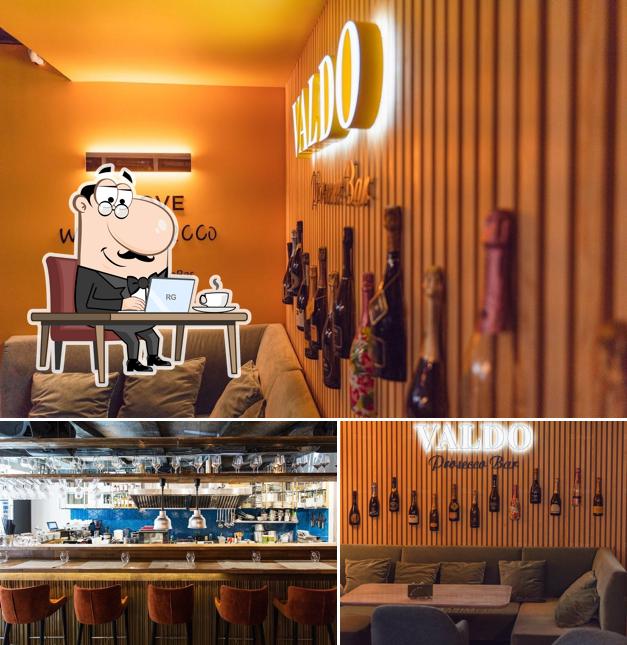 Посмотрите на внутренний интерьер "Valdo"